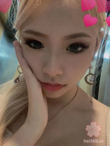 极品高颜值coser与前男友自拍的露脸口交视频和后入做爱视频流出 女主的口技超好！ 2