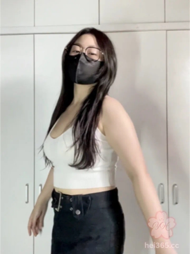 推特高颜值微胖福利姬 无刺榴莲 动感舞姿全裸展现 这才是不做作的女菩萨！ 1