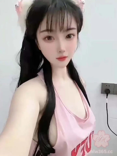 抖音可爱大奶妹 小太阳 脸奶逼三点同框 揉奶裸舞诱惑 好想按到床上操一顿 2