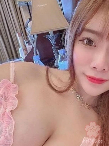 极品反差女大学生 兼职平面模特 漏脸自拍揉奶掰逼特写给金主爸爸看！ 1