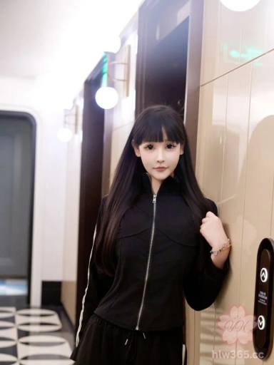 秀人超高颜值新人模特 智恩BABY 长得很像朱可儿 视图的拍摄风格像 强烈推荐！ 2