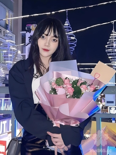 国际版抖音坐拥11.8万粉丝的台湾小网美auroral03与前男友自拍的打炮视频被流出！ 1