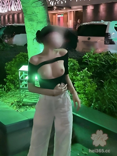 推特骚妻 模特身材 少妇sexcat07福利 约单男露出自慰又骚又开大尺度付费私拍视频流出！ 3