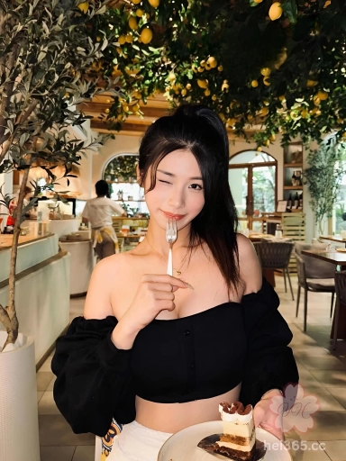 IG拥有6W粉丝的极品高颜值网红 靖茹 私密裸照与露脸脱衣揉奶视频被前男友泄露 身材火辣超撩人！ 2