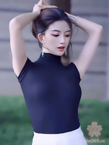 抖音260W粉丝网红车模第一人 BB酱 出席活动被眼镜小哥肘击奶子火遍全网 小哥这手法真稳准狠！ 2