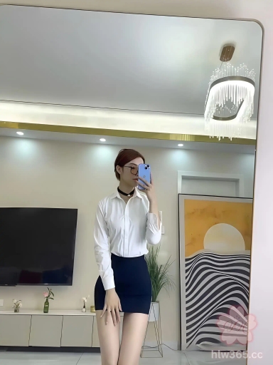 抖音高颜值美女网红 盈盈 最新付费定制福利视频流出 OL黑丝自拍诱惑 揉奶扣穴自慰高潮 2