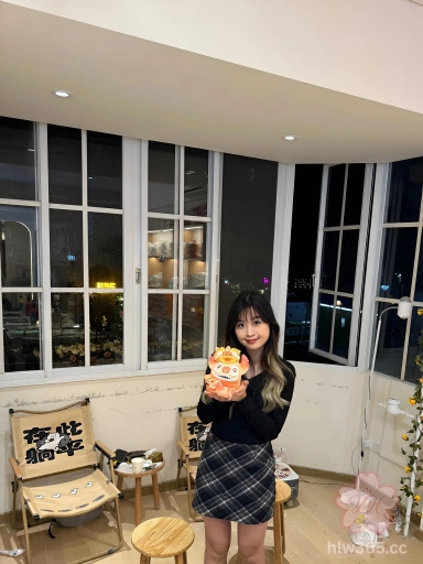 吉林大三学生妹 张娜 人前文文静静的好女孩 人后就是骚母狗 性欲太大 操完不满足用道具接着弄！ 1