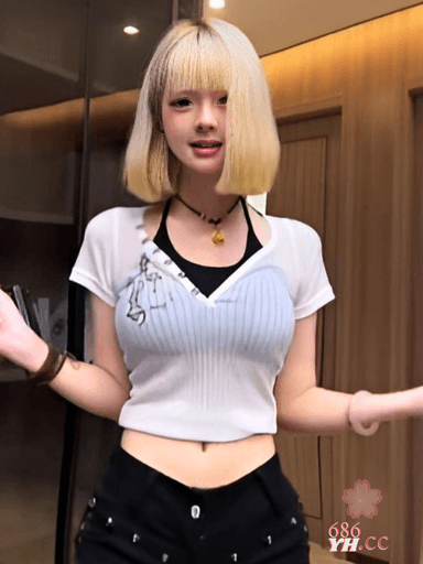 抖音擦边网红 困熊 裸舞视频火爆全网 神颜短发舞姿撩人 美乳娇躯堪称完美精盆！ 3