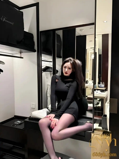 南京国企女神 孙诗琪 私密视频曝光 表面高冷不食人间烟火 背地里跪舔当肉便器 贱到骨子里！ 2