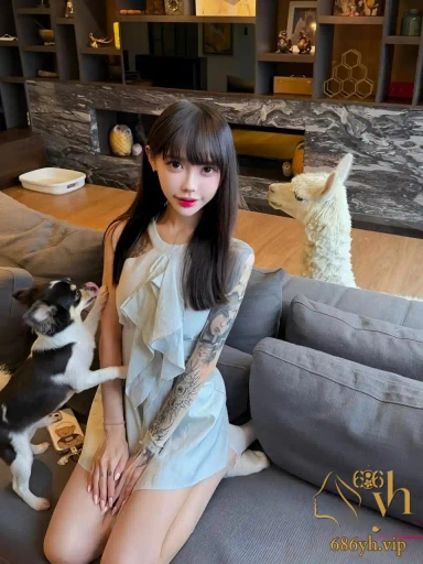 高颜值小网美 瑶瑶 性爱视频流出！纤细身材配上白嫩大奶诱人至极 露脸口交镜前后入骚态尽显！ 1