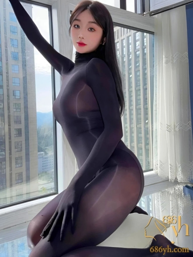 极品福利姬 小久红 金主定制福利流出 黑丝长腿娇嗔挑逗 骚到手机发烫！ 3