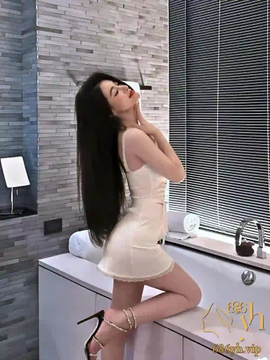 上海顶级御姐范女神 张若曦 在金主面前变吃鸡母狗 极品颜值大长腿跪地口交吞精满脸享受彻底臣服 2