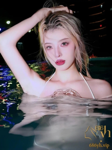 推特高颜值模特 naiqiu000 大尺度福利写真 九头身材超粉奶头 各种场景呈现极致唯美 1