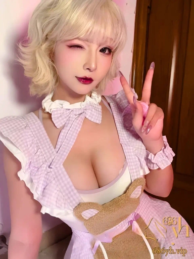 高颜值女神 yuuhui玉汇 甜心小熊装cos新作 金发巨乳跪地翘臀 丁字裤勒B让人想入非非！ 1