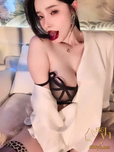 顶级巨乳尤物 白熙 激情裸舞 口爆自慰 娇嫩酮体曲线妖娆 骚话挑逗令人窒息！ 1