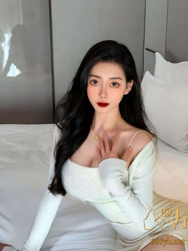 上海唯品会行政部美女实习生 李欣 为提前转正化身骚母狗给上司潜规则无套猛干 1