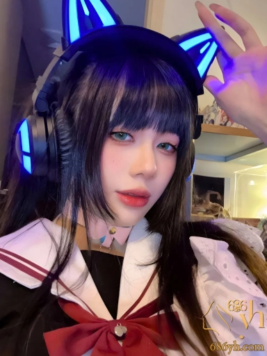 白嫩极品萝莉 九言 COS动漫人物不听话的妹妹 猫耳制服诱惑 但凡不骚都拍不出这效果！ 1