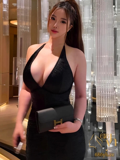 抖音Ins健身网红 小海臀Rena 被探花3000高价约炮视频流出 肩上纹身实锤本人 巨乳肥臀绝对超值 3