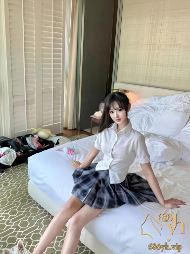 浙江富二代女生 迷恋白皮男 面基旅行沦为Easy girl 心中的白月光成为别人的肉便器 3