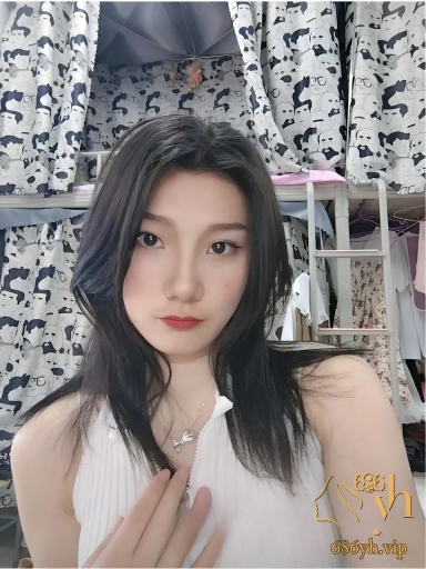 长沙师范大学班花 马敏月 出租屋被富二代调教 蒙眼捆绑菊花全开 纯反差婊 1