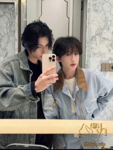 抖音网红 咸鱼干 与小李朝分手后 约炮女粉视频曝光 深夜刷擦边女主播双性恋身份被坐实 3