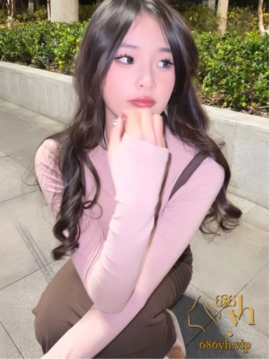 高挑黑丝美女 李芸琪 性爱私藏被前男友甩出 玩掀裙后入干的肉浪翻滚 被扛腿打桩骚劲儿全开！ 2