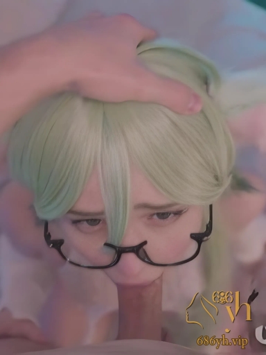 欧美超甜女神 Aquari砂糖 cosplay原神床上甜美眼镜反差女神深喉口爆高潮吸精 3
