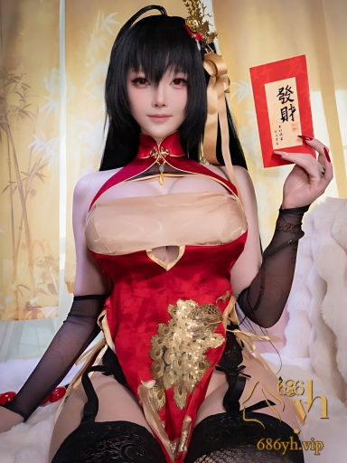 极品福利姬 一小央泽 大凤旗袍写真私拍 爆乳肥臀黑丝玉足极致撩人 诱惑摆拍让人彻底迷醉 1