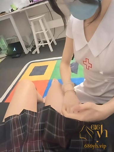 高颜值反差女神 辣辣姜不辣 白丝护士深喉吞吐狂吸猛操 调教到高潮失控彻底玩坏 3