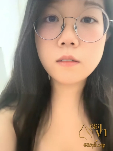 超淫坦克淫妻 约炮中年金主 巨乳肥臀魅惑众生 浴室湿身自慰爽玩骚穴 1