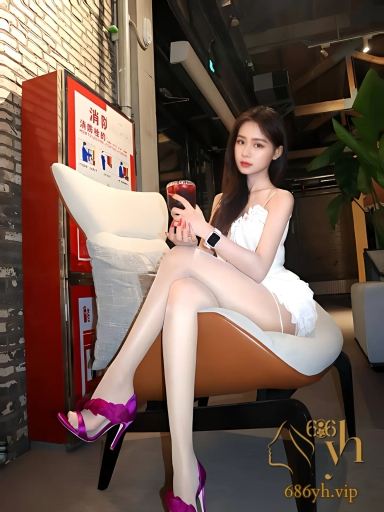 极品长腿模特 娜娜 早期下海视频 被金主巨屌多姿势狂操 跪地口爆吞精 全程哭喊求饶尖叫不断 1