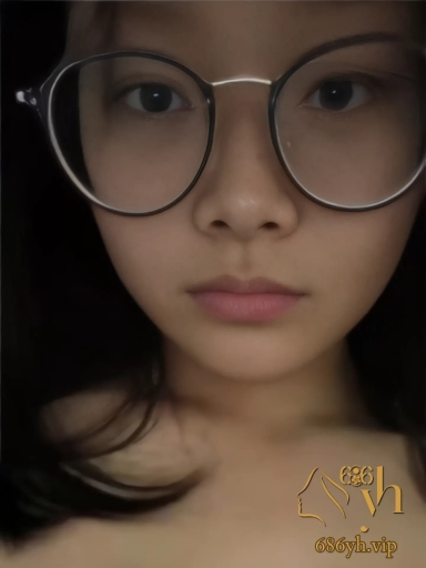 贵阳反差婊 罗依玲 异地恋自慰勾引男友 主动口交无套骑乘榨精 上床秒变贱母狗 2