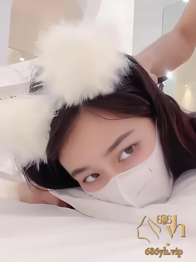 纯欲嫩模 不见星空 化身小猫妖 撅雪白圆臀被金主猛干 榨精模式火力全开！ 1