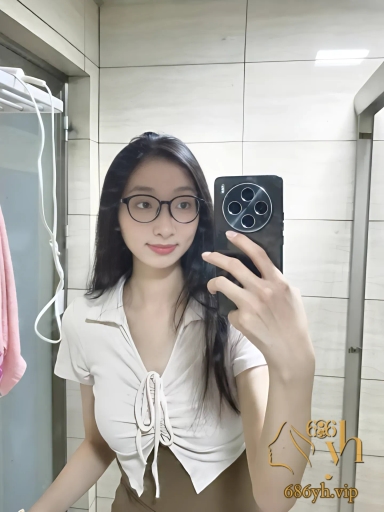 超反差眼镜妹 戴煜宛 性爱视频被前男友曝光 情趣黑丝诱惑爆表 狂撸肉棒强制榨精 3