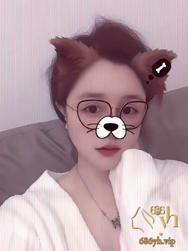 上海网美 小懒猪 被渣男骗炮 为一块假表撅腚埃干 男友绿帽闪闪发光 3