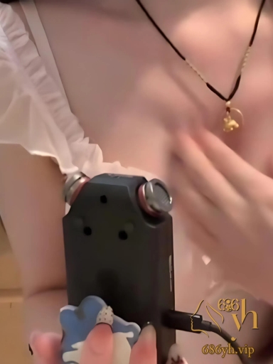 ASMR博主 玉玉小汤圆儿 声控福利 性感纱裙可见内裤 骚耳体验颅内高潮 1