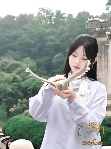 南京反差嫩妹 刘梓玥 不雅视频泄密 穿情趣护士服口交 车震女上位吐舌吸指超诱惑！ 2