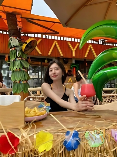 广州天河母狗 刘颖 约炮视频泄密 露脸口交贪婪吸食 骚穴主动迎合爆操一脸淫荡！ 1