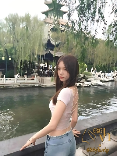 南京女大 塞丽曼 裸贷自慰视频 天然白虎穴的新疆少女 三点粉嫩颜值一绝！ 2