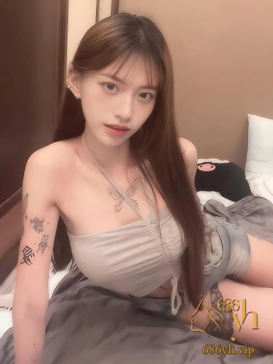 高颜值小网红 七七 与前男友做爱自拍泄密 女仆装露脸口交做爱超骚 2