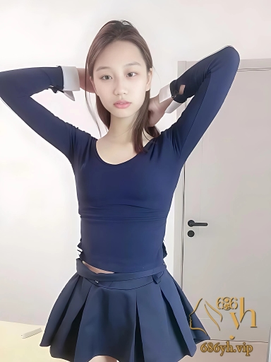 极品瘦瘦黑丝萝莉 美腿大开任由爆操打桩 神情抚媚骚浪外露！ 1