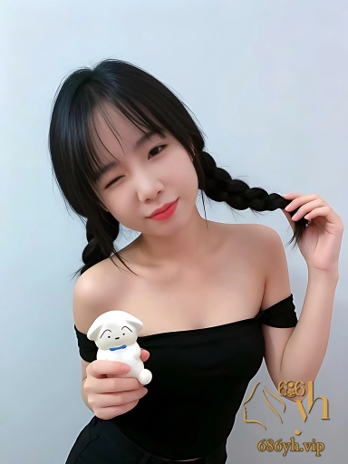 泰州女教师 徐滋远 勾引家长玩裸聊 揉搓大奶骚声浪叫 状似淫狗 2