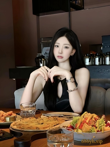 御姐风学生妹 为买手机沦为金主玩物 蹂躏玩弄摁脖抽插 不雅视频全网曝光 3