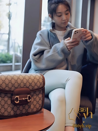 厦门女神 林依桐 与单男激情性爱日常 丝袜美腿挑逗淫欲 激情交欢帧帧香艳！ 3