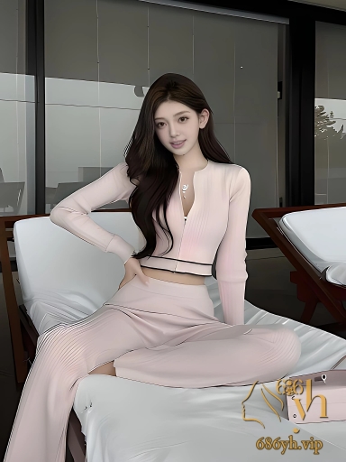 推特大屌博主 我的枪好长 爆操制服女神桃子 按在床上后入猛干呻吟不断！ 3