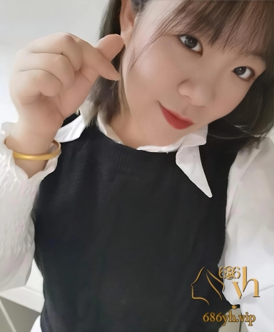 辽宁沈阳人妻 沈月明 与老公做爱私拍 丰满肉体被肆意玩弄 先含后插媚态十足！ 2