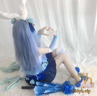 二次元萝莉 晚华樱子 自慰福利合集 敏感白虎穴水润光滑 高潮爱液喷溅满屏！ 3
