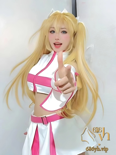 娇媚网红尤物 方彩 与金主裸聊自慰 淫装裸舞件件骚爆 又纯又浪极致反差 3