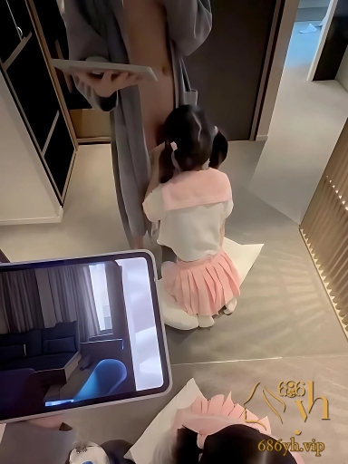 专约极品少女 小远ovo 第十二期 镜子前跪坐口交 化马尾为缰绳后入式深顶猛操 1