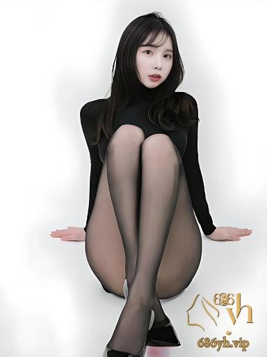 美女网红 ZAZZA 露脸揉奶自慰视频外流 手指猛扣一线天美鲍白浆直流 2